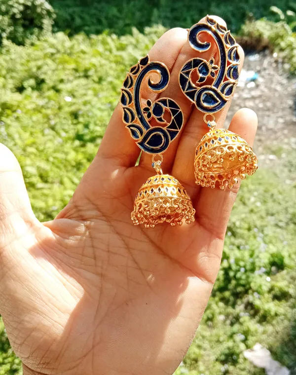 Assamese_Traditional_Copper_Gold_Plated_Blue_Colour_Jhumka_Earring_For_Girls_&_Women